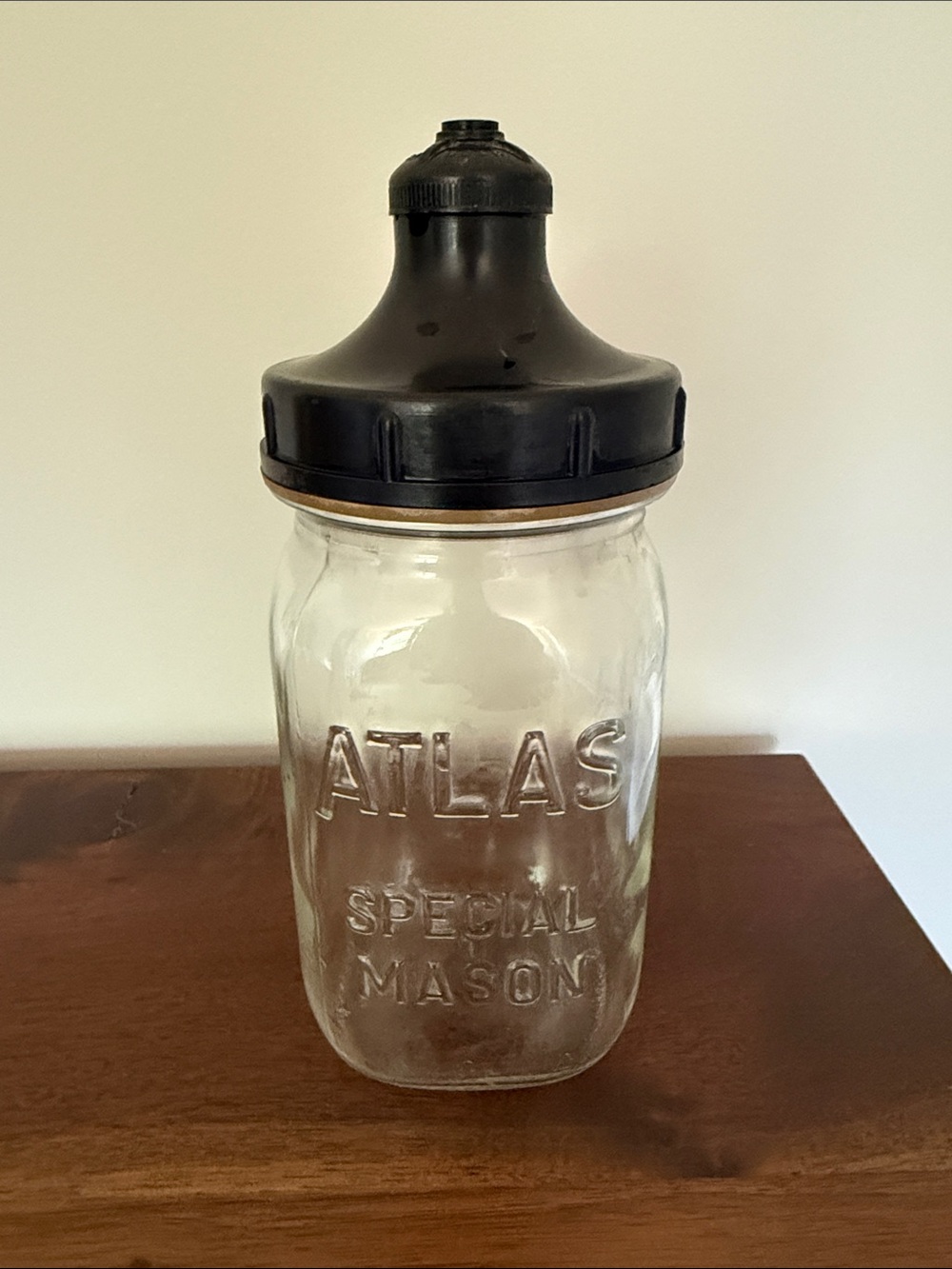 Atlas ‘SPECIAL’ Mason Jar with Lid